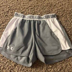 New Women’s Grey Under Armour Play Up Shorts With Pockets Size XS